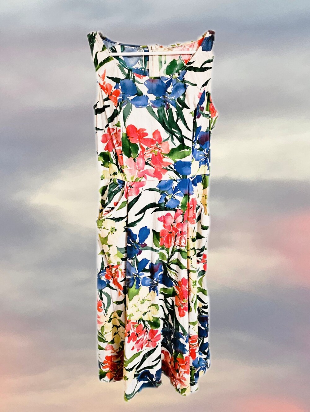 5/$20 Vintage Floral Sleeveless Midi Dress - Multicolor S
